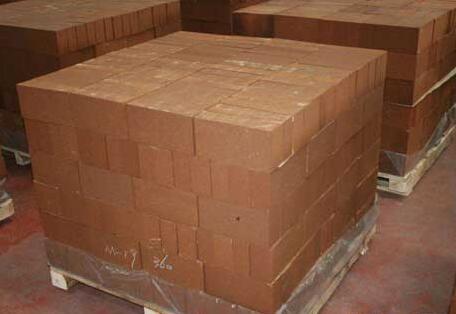 Magnesia alumina brick